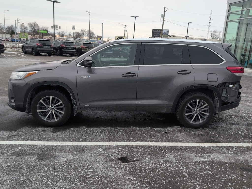 Used 2018 Toyota Highlander Hybrid XLE SUV