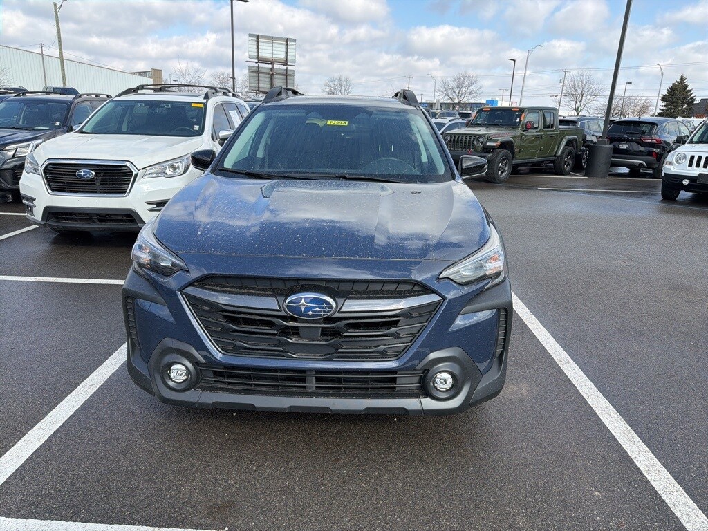 2025 SUBARU OUTBACK - Image 8