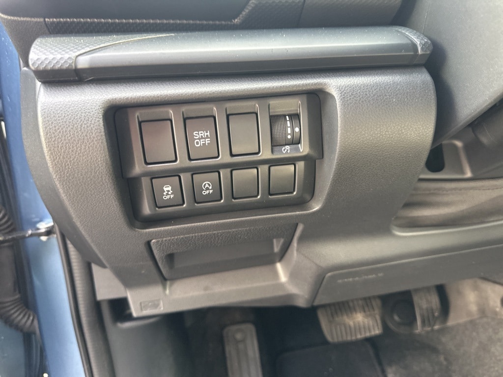 2022 SUBARU FORESTER - Image 11