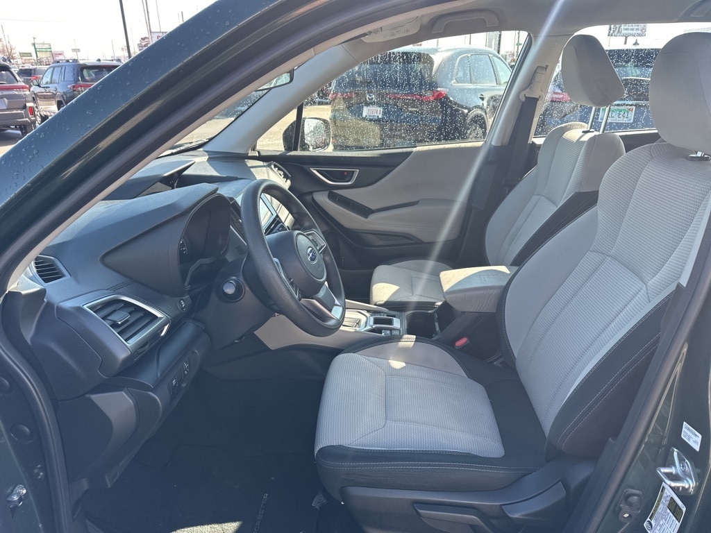 2023 SUBARU FORESTER - Image 9