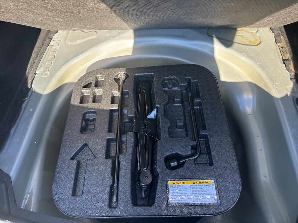 2024 TOYOTA COROLLA - Image 28