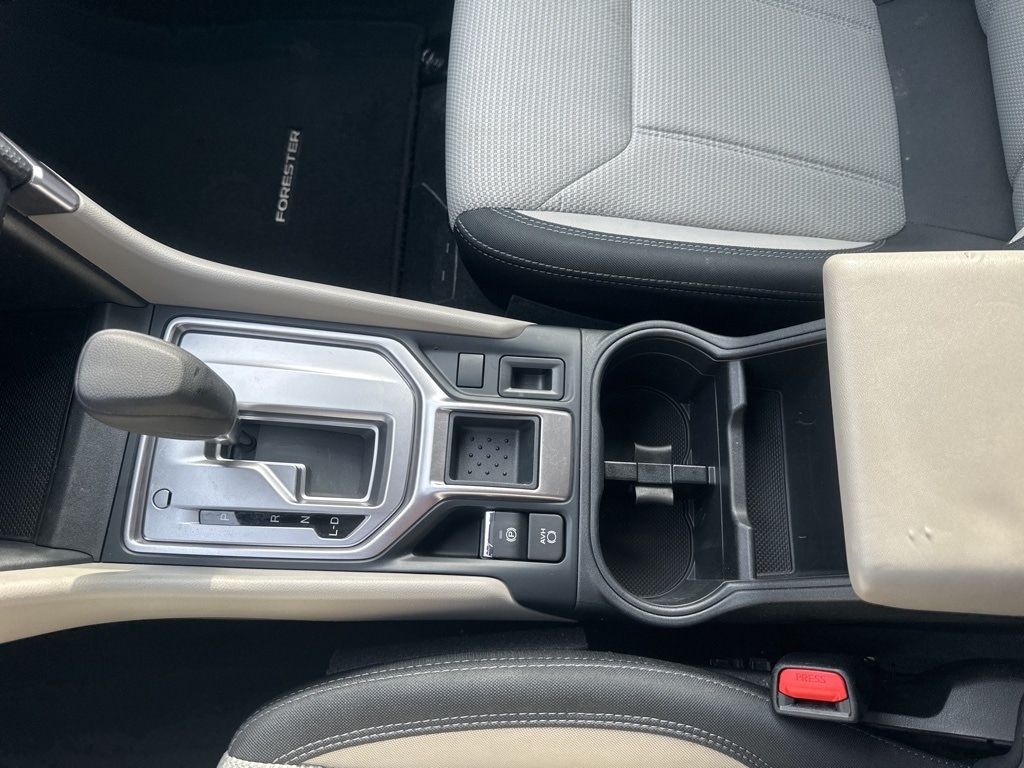 2022 SUBARU FORESTER - Image 19