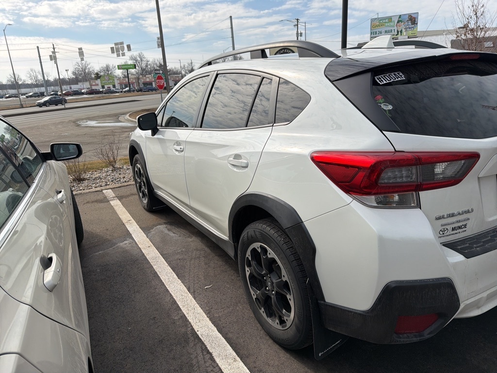 2021 SUBARU CROSSTREK - Image 2