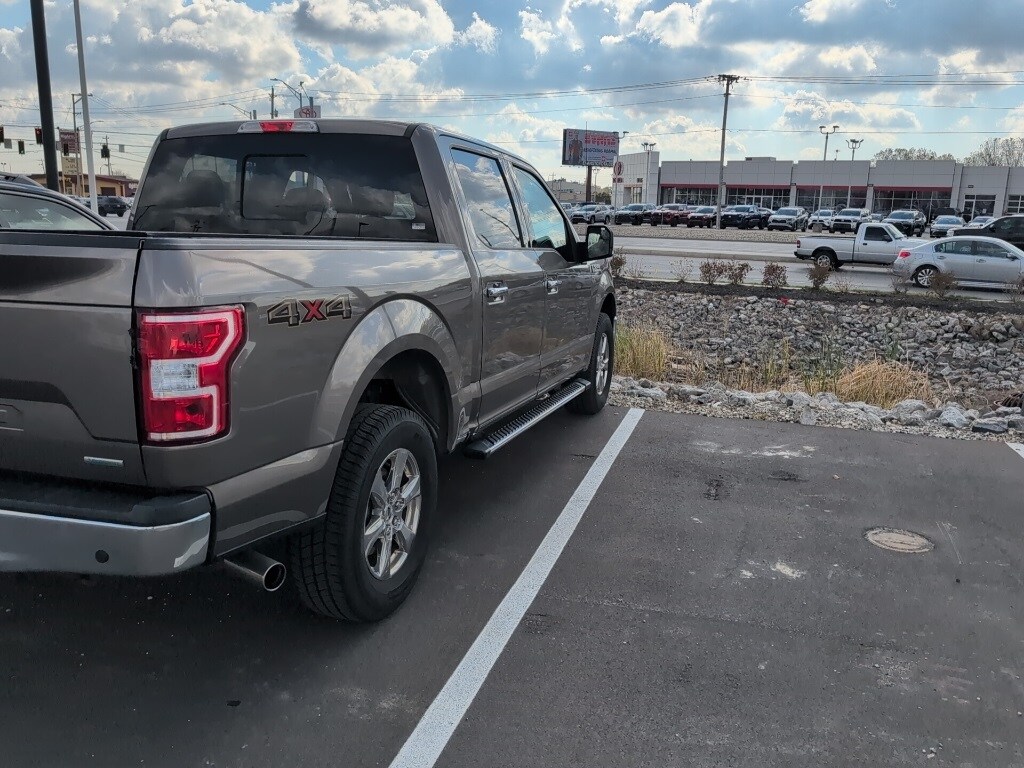2018 Ford F-150 XLT photo 2
