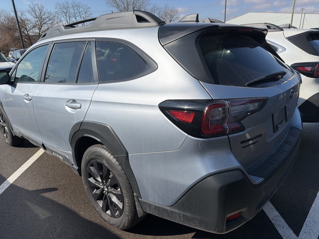 2025 SUBARU OUTBACK - Image 4