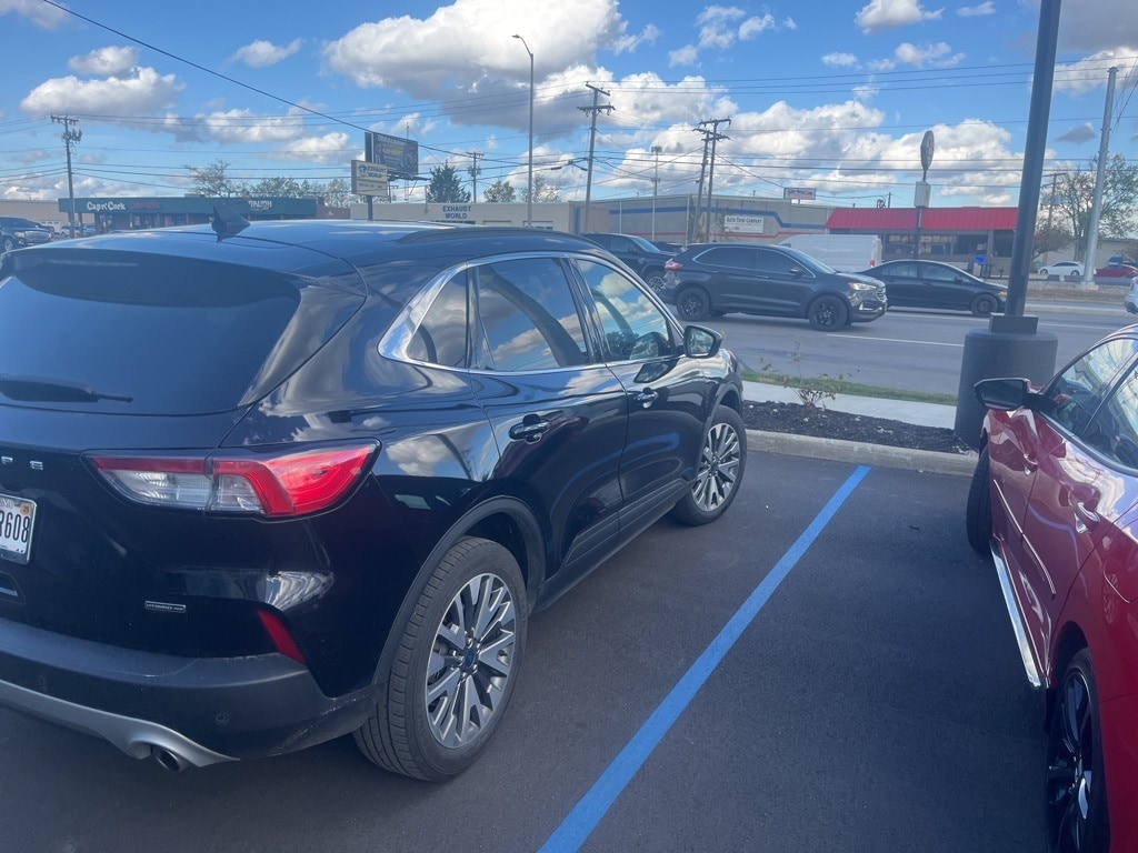 Used 2022 Ford Escape Titanium Hybrid SUV