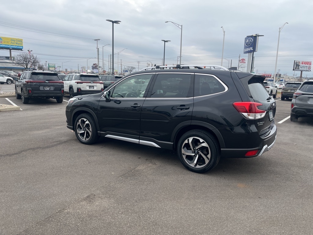 2023 SUBARU FORESTER - Image 5