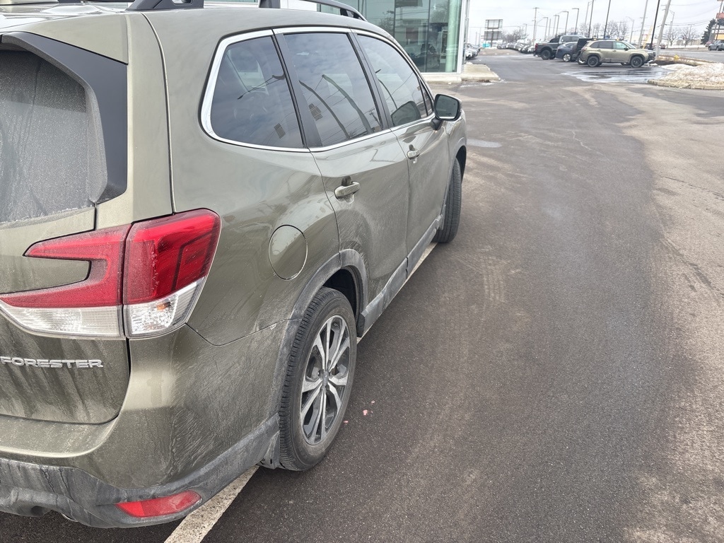2023 SUBARU FORESTER - Image 7