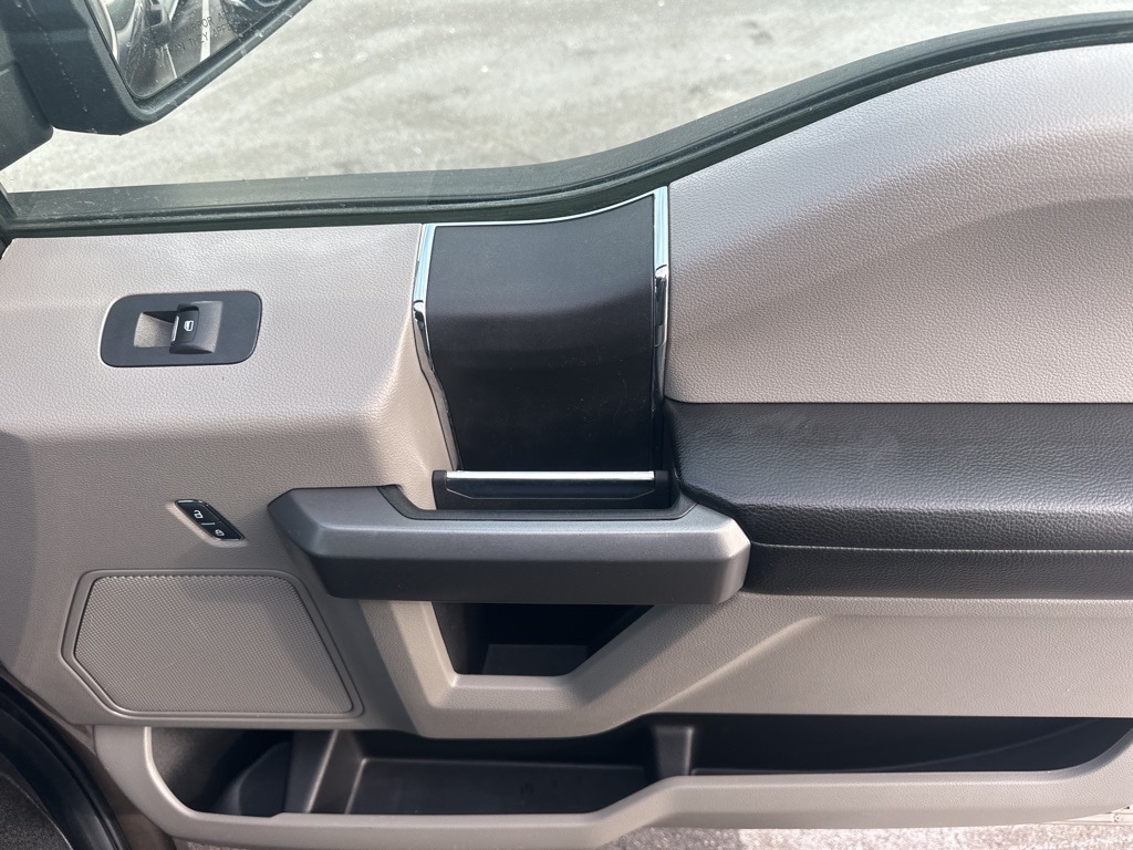 2017 FORD F-150 - Image 8