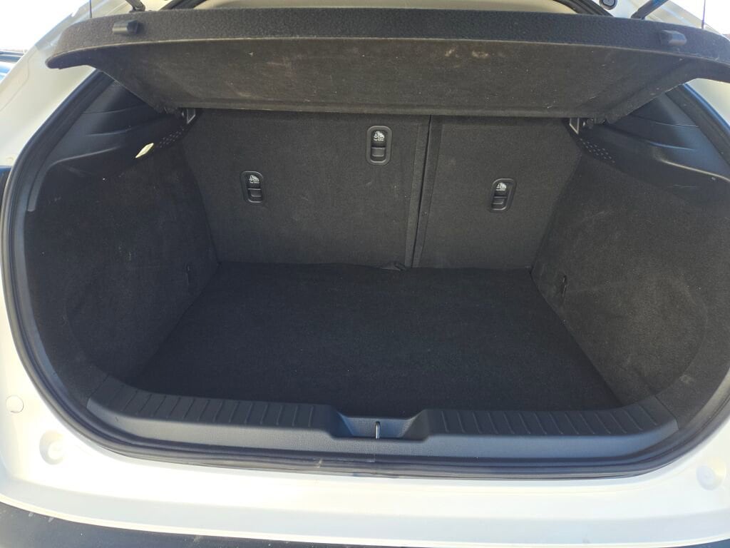 2023 MAZDA CX-30 - Image 15