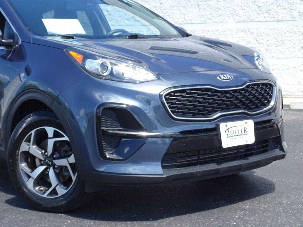 Used 2020 Kia Sportage LX with VIN KNDPM3ACXL7658059 for sale in Kenosha, WI