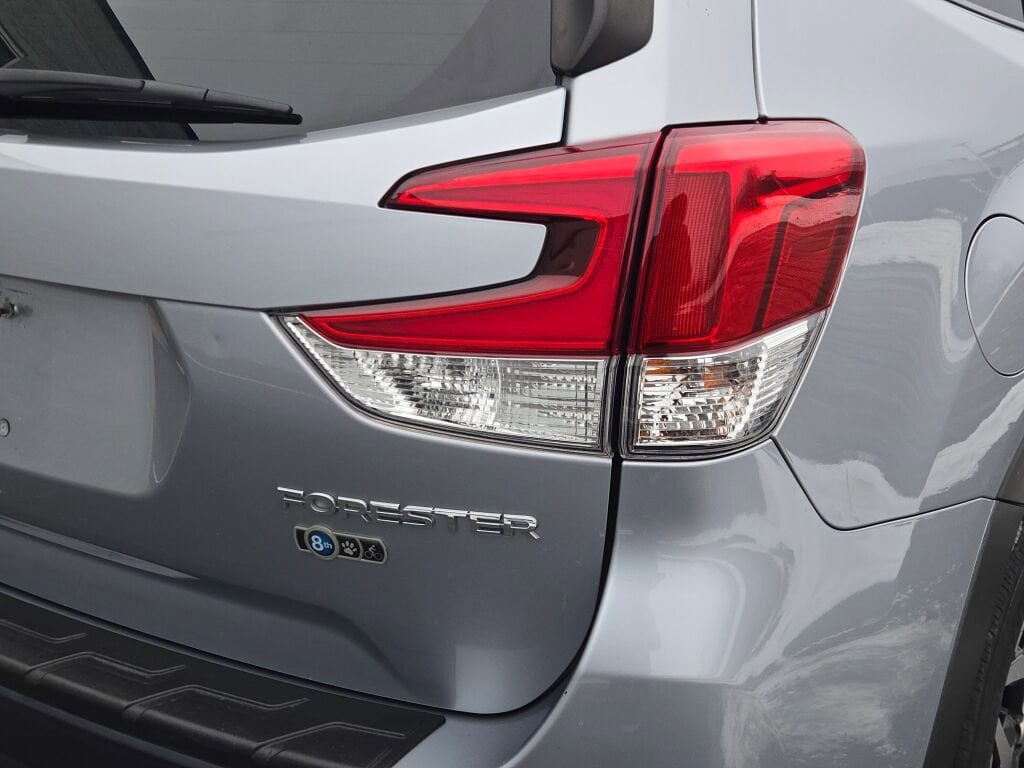 2020 SUBARU FORESTER - Image 11