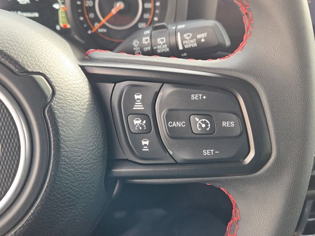 2025 JEEP WRANGLER - Image 31