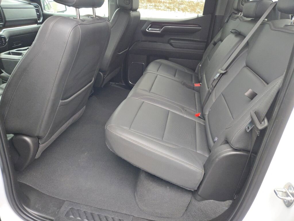 2024 GMC SIERRA - Image 15