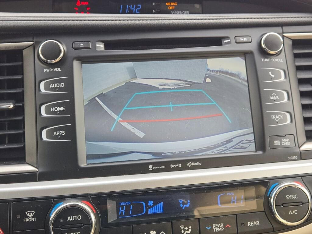 2019 TOYOTA HIGHLANDER - Image 29