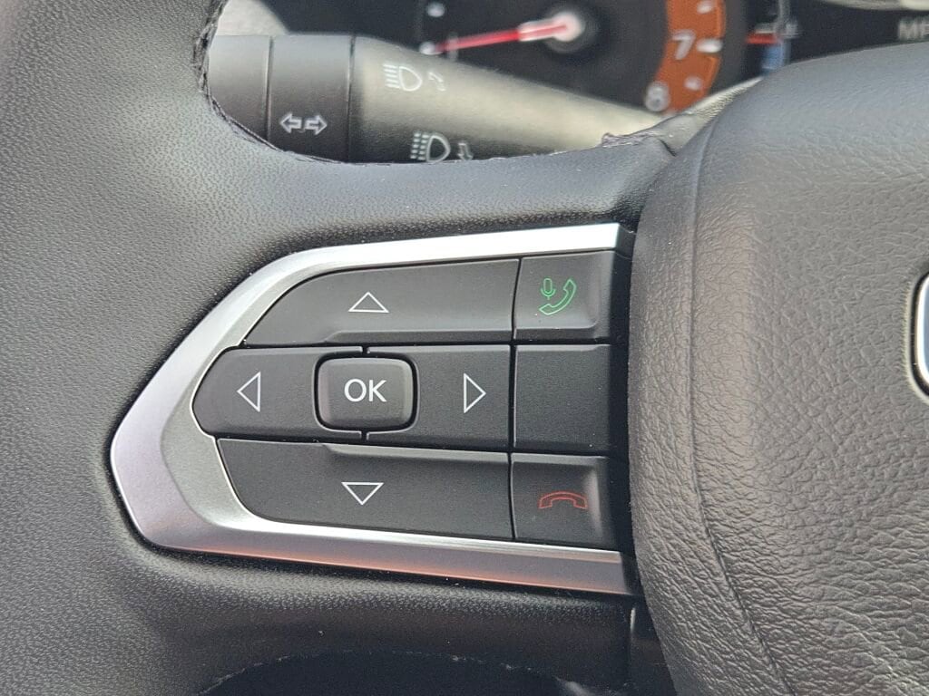 2025 JEEP COMPASS - Image 29