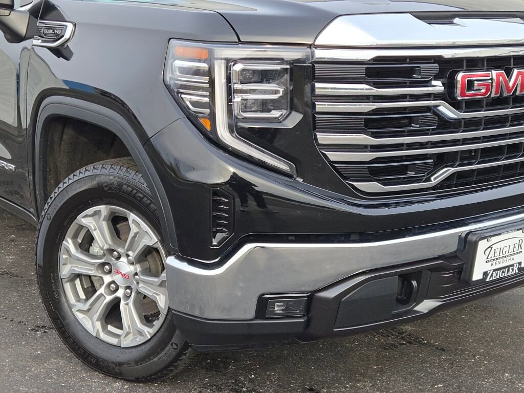2025 GMC SIERRA - Image 3