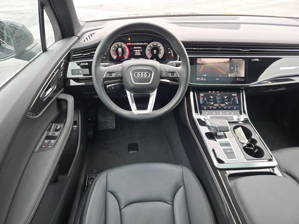 2025 Audi Q7 Premium Plus - Photo 18