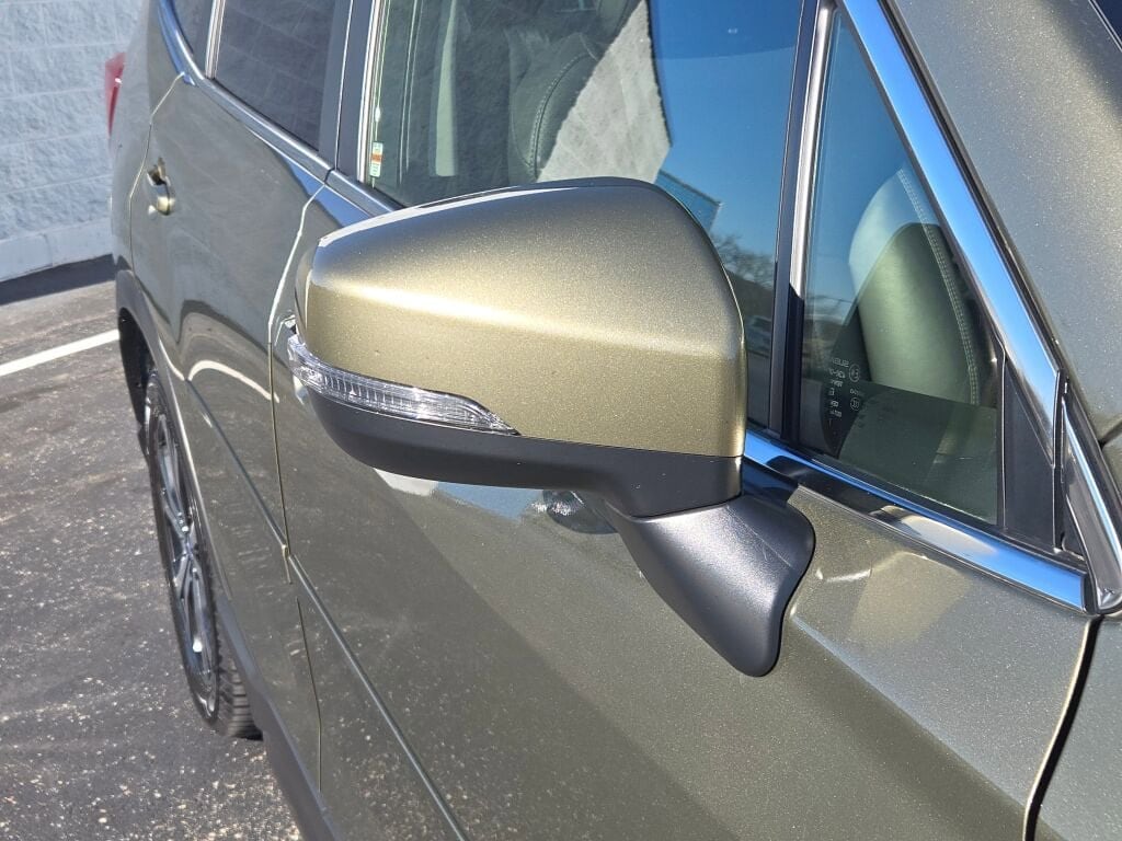 2023 SUBARU FORESTER - Image 6