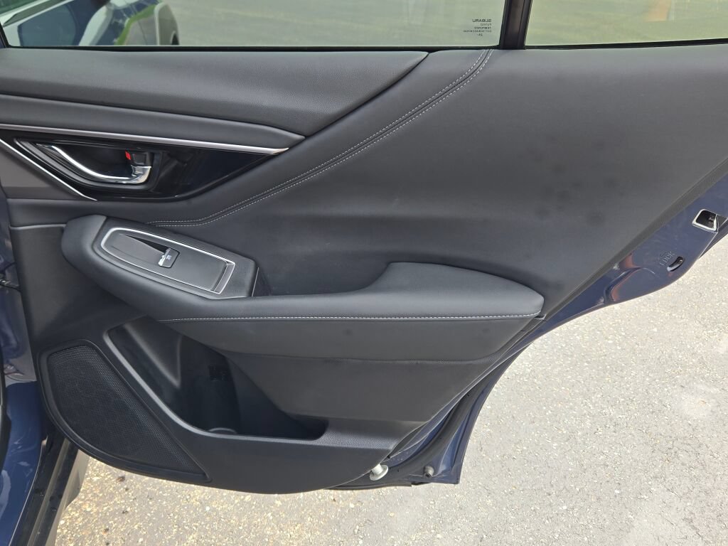 2025 Subaru Outback Limited - Photo 10