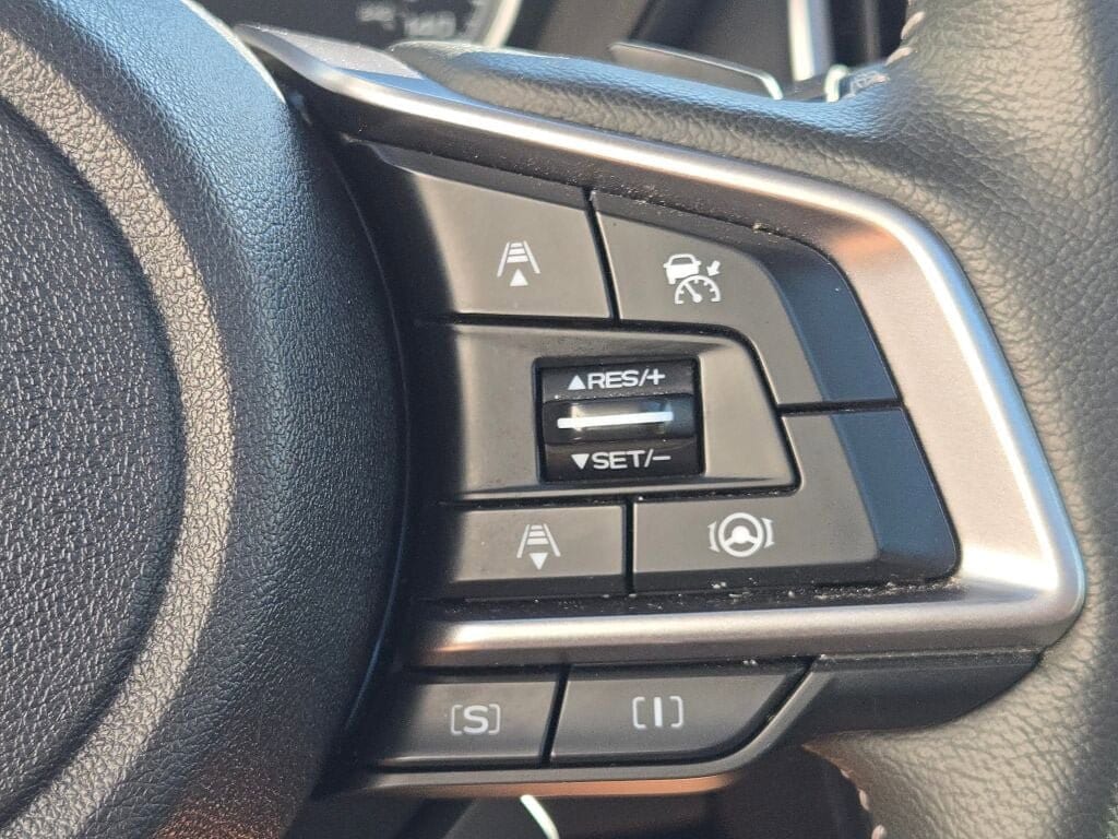 2023 SUBARU FORESTER - Image 32