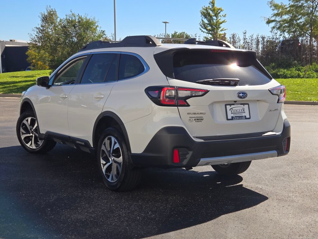 2020 Subaru Outback Limited - Photo 13