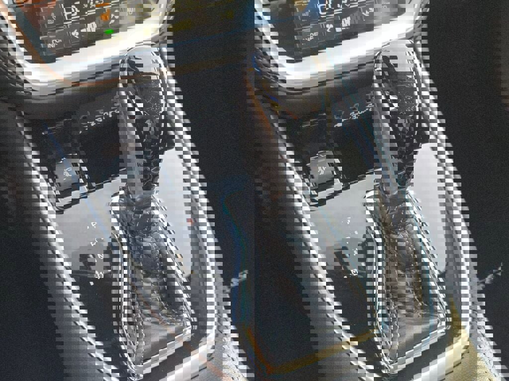 2025 SUBARU LEGACY - Image 26