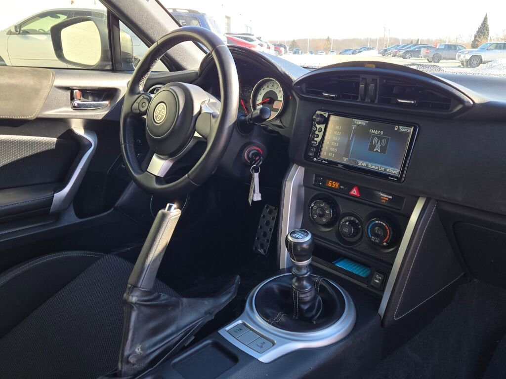 2017 TOYOTA 86 - Image 7