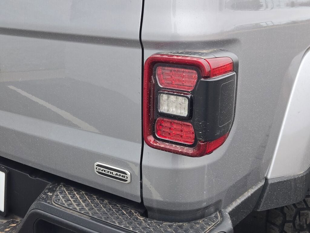 2020 JEEP GLADIATOR - Image 12