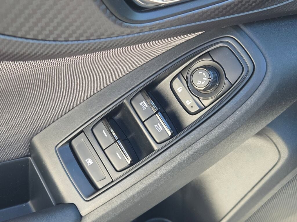 2023 SUBARU IMPREZA - Image 19