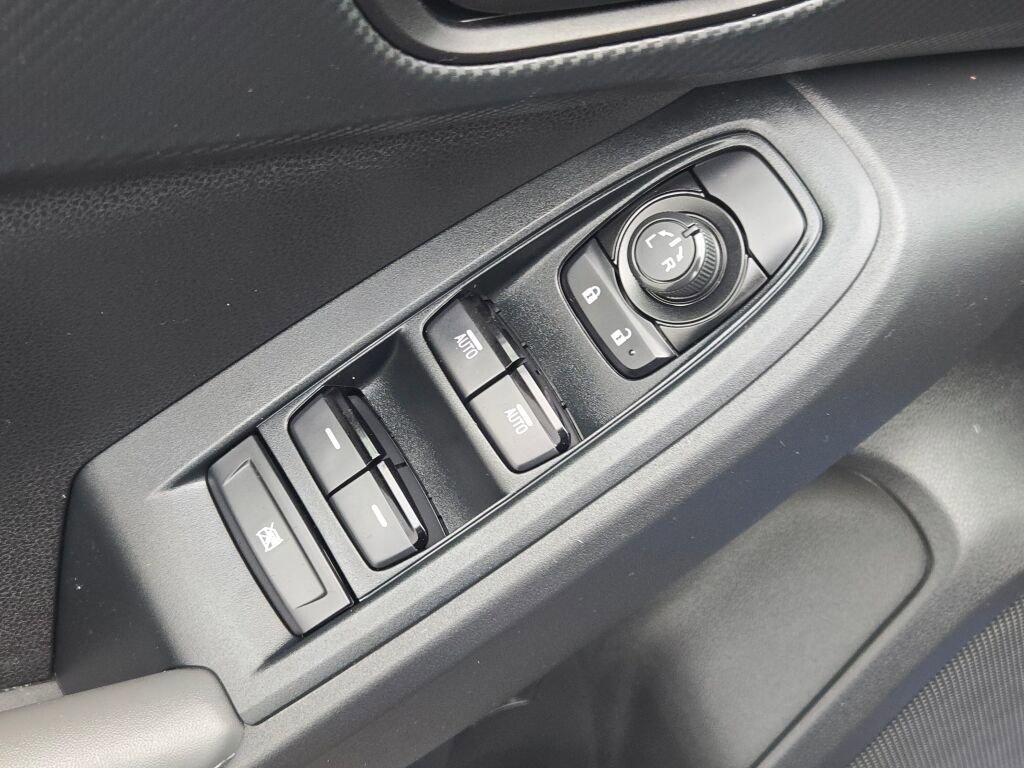 2024 SUBARU CROSSTREK - Image 19