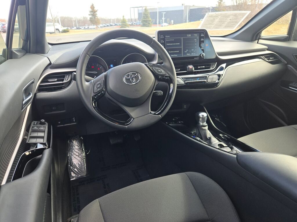 2021 TOYOTA C-HR - Image 18