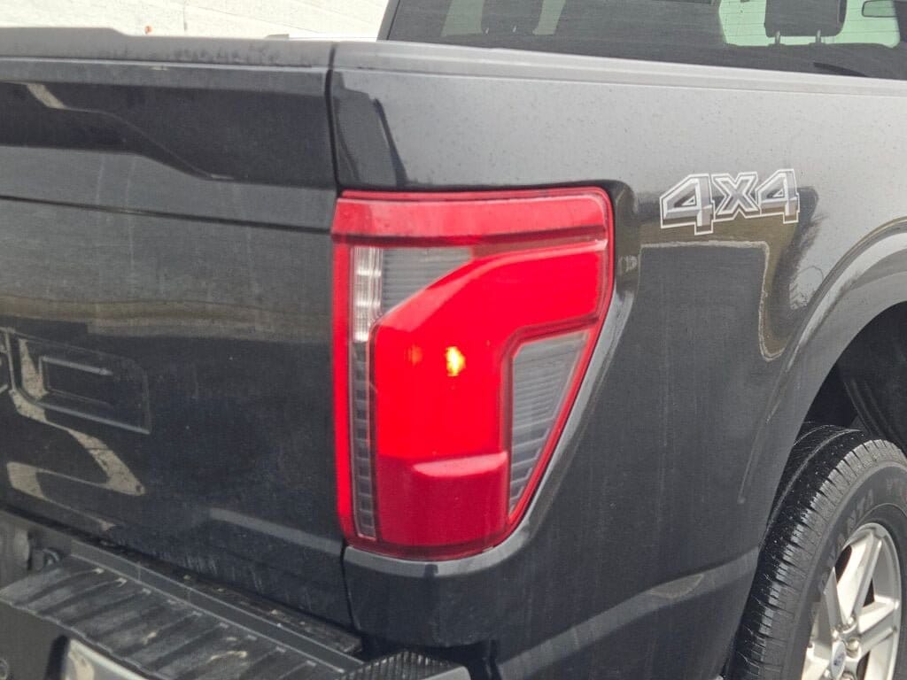 2024 Ford F-150 XLT - Photo 11