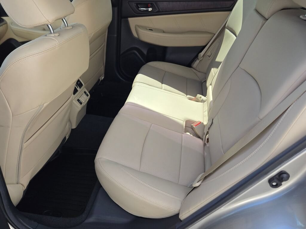 2019 Subaru Outback Limited - Photo 16