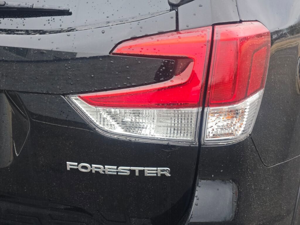 2019 SUBARU FORESTER - Image 13