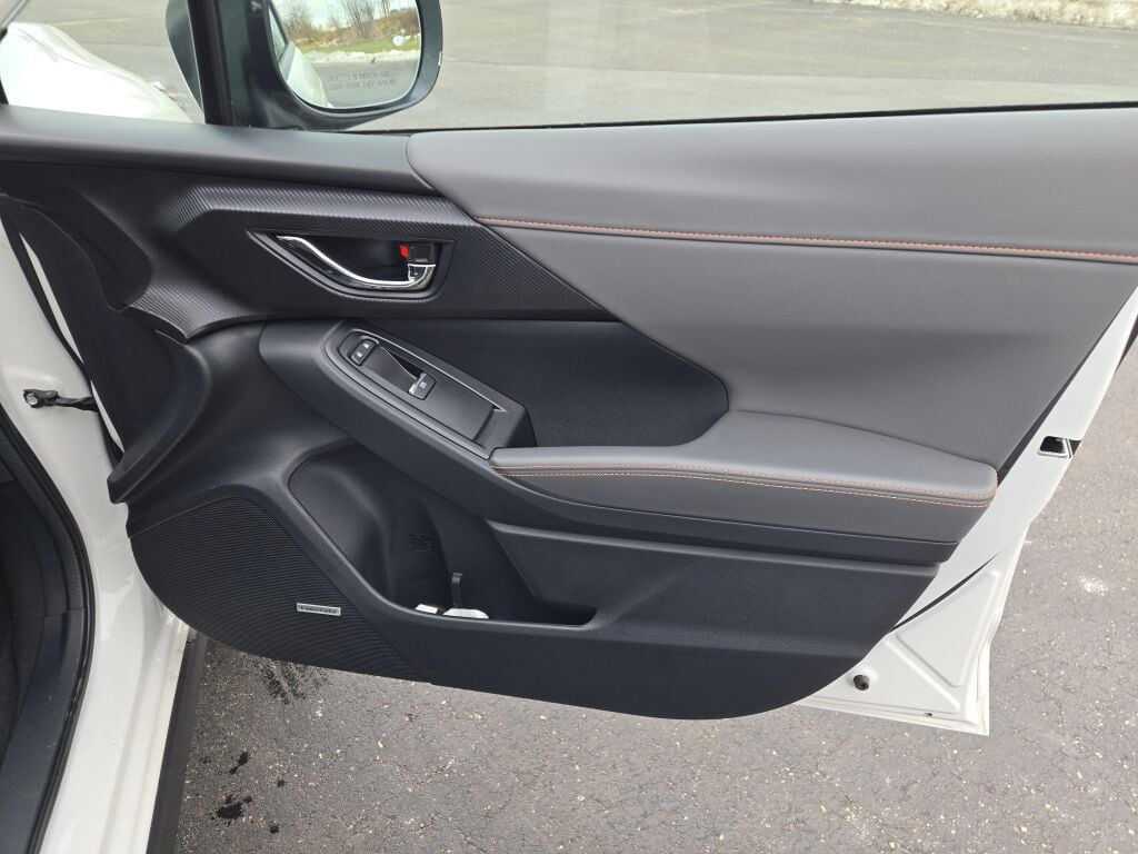 2025 SUBARU CROSSTREK - Image 5