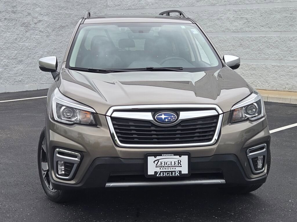 2020 Subaru Forester Touring photo 4