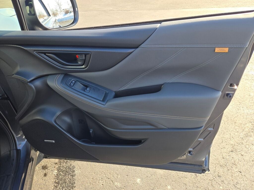 2025 SUBARU FORESTER - Image 5