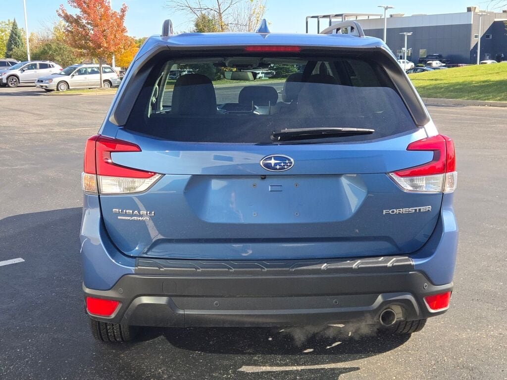 2023 SUBARU FORESTER - Image 12