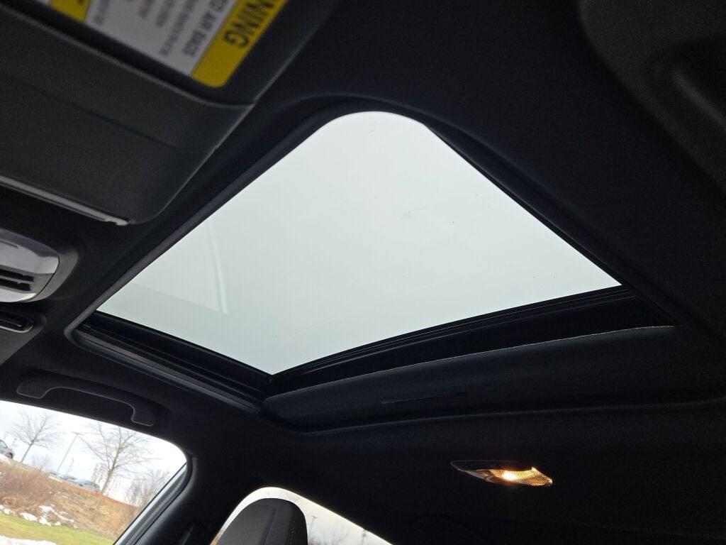 2025 SUBARU CROSSTREK - Image 24