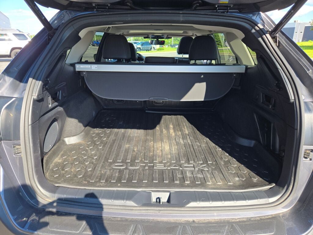 2024 Subaru Outback Limited - Photo 18