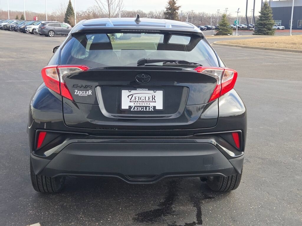 2021 TOYOTA C-HR - Image 13