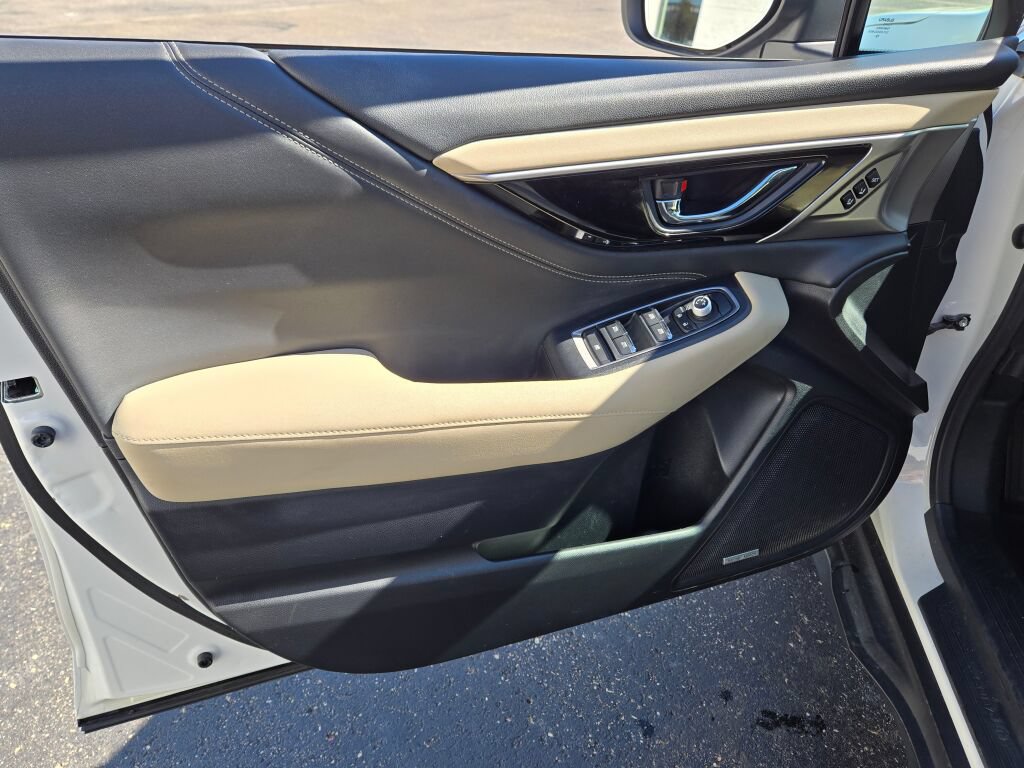 2020 Subaru Outback Limited - Photo 23