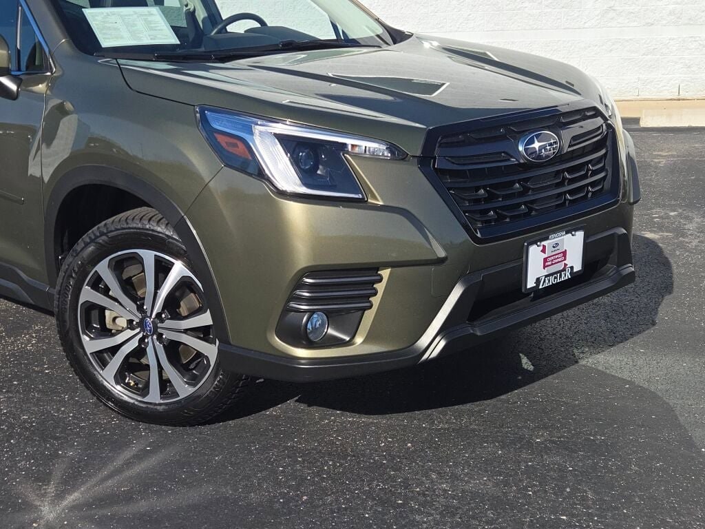 2023 SUBARU FORESTER - Image 2