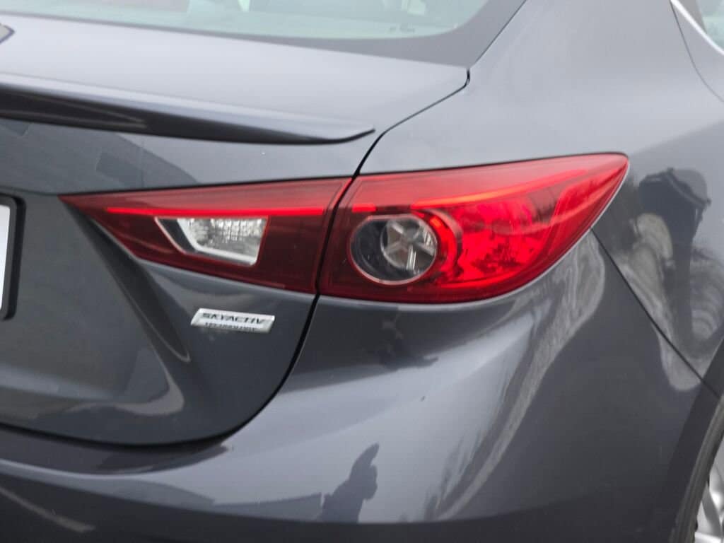 2014 MAZDA MAZDA3 - Image 11