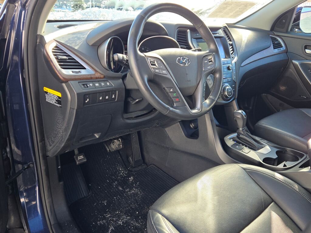 2017 HYUNDAI SANTA FE - Image 19