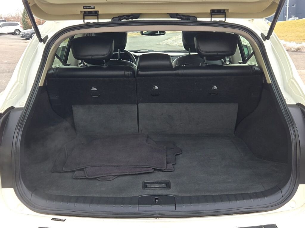 2017 INFINITI QX50 - Image 15