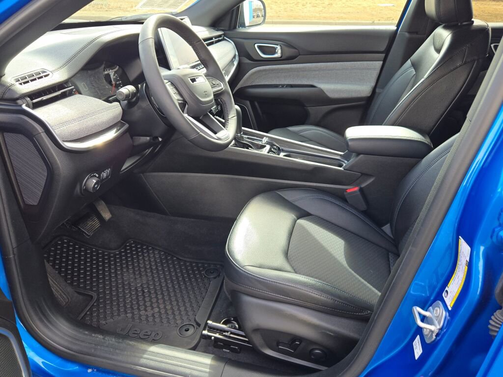 2025 JEEP COMPASS - Image 23