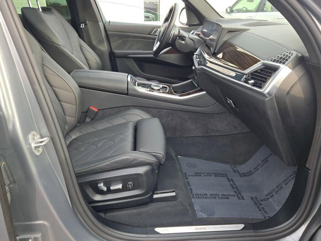 2026 BMW X5 - Image 5