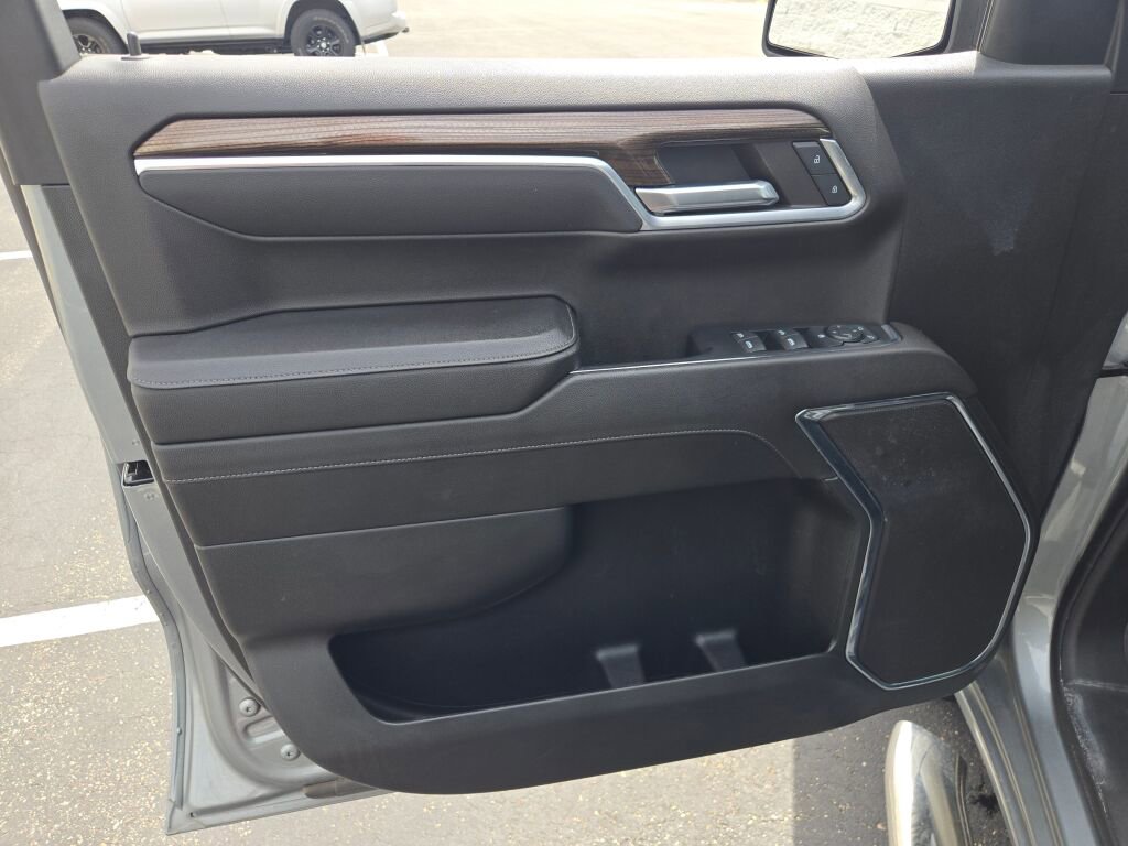 2023 Chevrolet Silverado 1500 LT - Photo 21